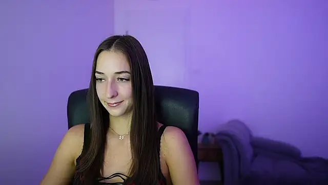 Crystalbrunette18 online show from July 13, 1:12 pm