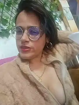 rochylinda online show from April 14, 7:58 pm