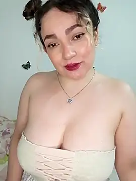 honey hornie online show from July 17, 1:21 am