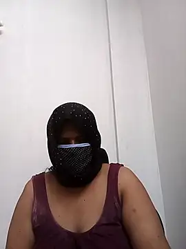 saliya190 online show from April 19, 4:07 pm