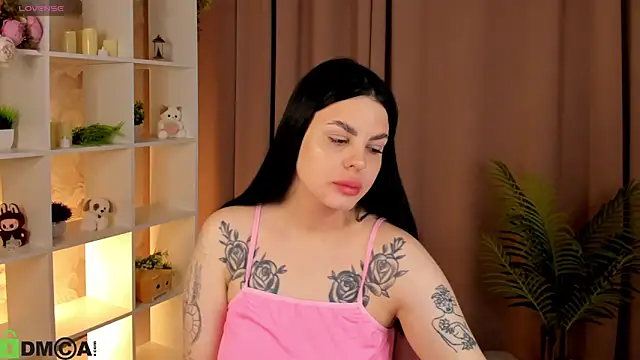 Oliviabagheera online show from April 9, 6:19 am