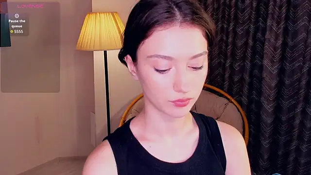 LibbieSchworm online show from June 17, 11:55 am