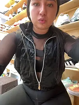 mariana-0306 online show from April 19, 6:32 pm