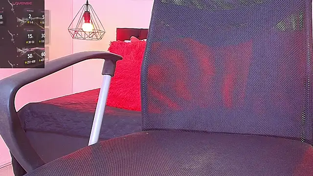 hilary banks1 online show from May 28, 4:32 am