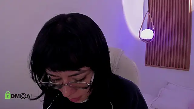 ghostmila online show from May 14, 1:39 pm
