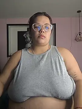 Sweet cat t online show from July 11, 8:36 am