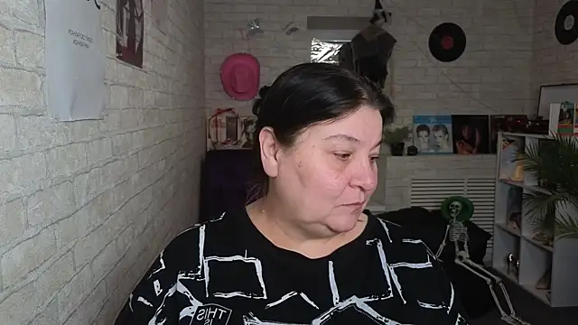 Juno Joyful online show from April 20, 6:49 am