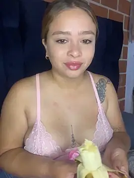 jade06  online show from May 29, 12:36 pm