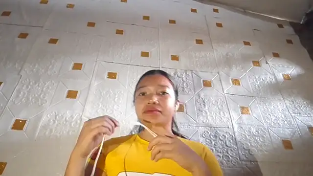 CecileLighty online show from April 11, 12:17 am