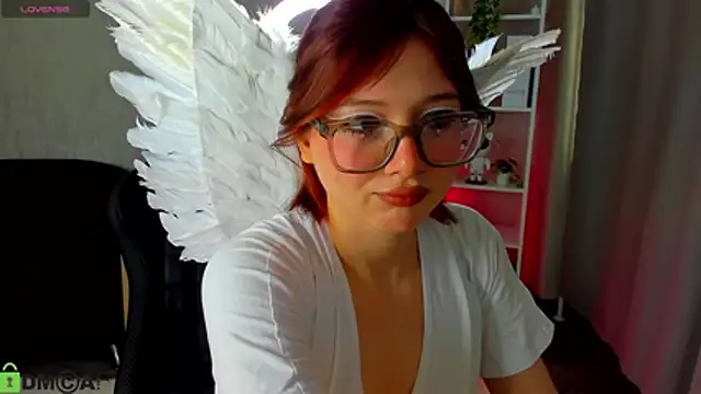 Lessi Panic online show from April 24, 12:57 am