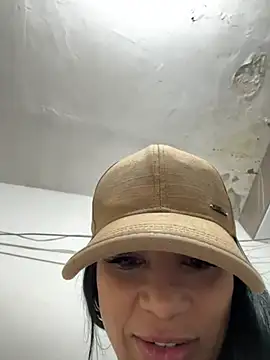 VALERYSTRONGCOCK online show from April 16, 5:30 am