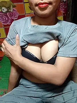 ross001 online show from April 14, 2:17 pm