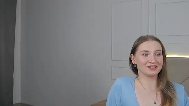 ArianaMilss online show from May 29, 11:08 am