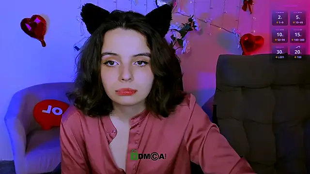 mia mooon  online show from April 18, 12:29 pm