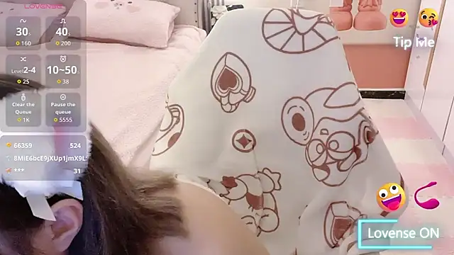 zhnly online show from April 25, 1:41 pm