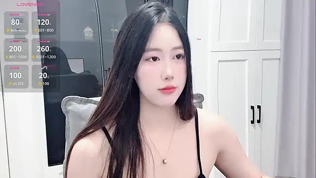 secret-sese online show from April 19, 1:33 pm