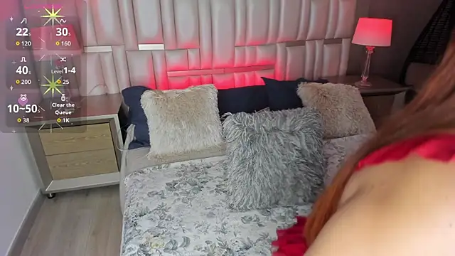 ChloeCartier online show from May 3, 8:34 pm