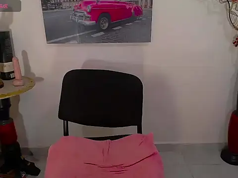 KeysyCFire online show from June 25, 6:18 am