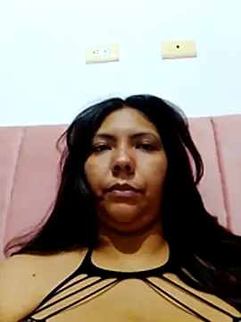 Izel  online show from July 11, 4:01 am