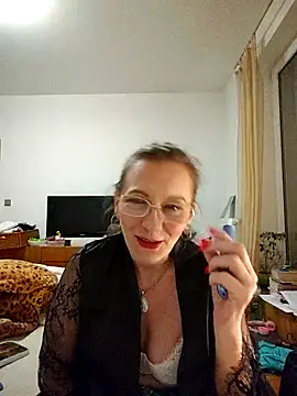 Blond lady czech online show from April 23, 8:22 pm