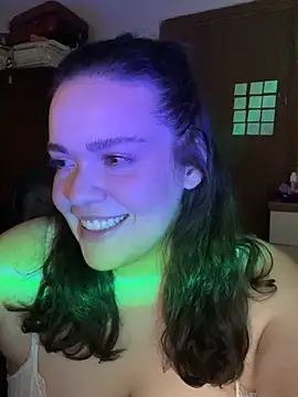 dayanestephany1 online show from April 25, 1:08 am
