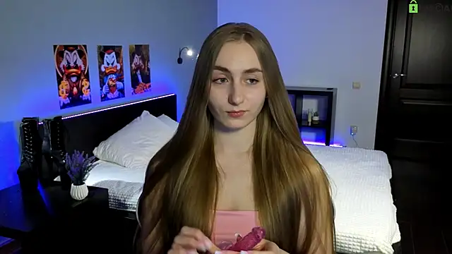 Your Emily25 online show from April 17, 8:16 am