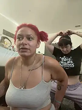 FineAssFinesse online show from April 17, 6:10 pm