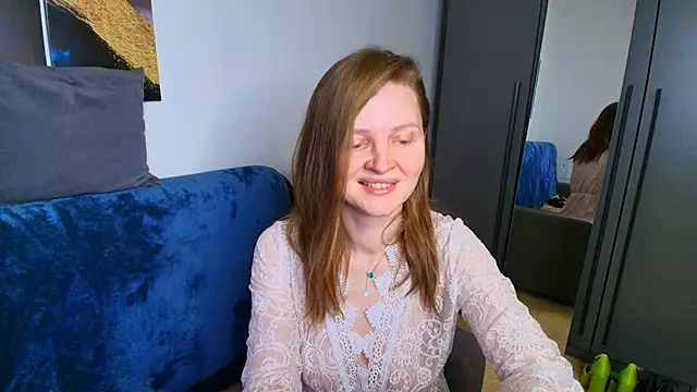 Liza  Evans online show from May 5, 2:47 am