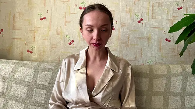 AdriannaBill online show from May 27, 2:58 pm