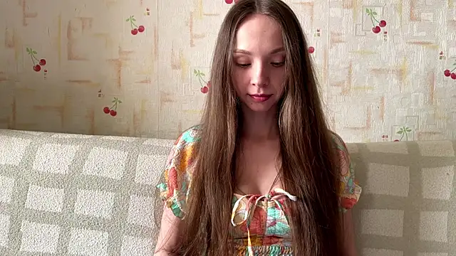 AdriannaBill online show from May 24, 4:06 pm