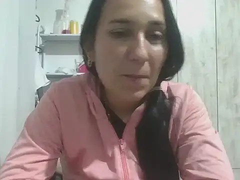 Dramaqueenlive online show from April 15, 11:38 pm