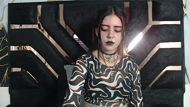 amberblackcs01 online show from May 15, 3:26 pm