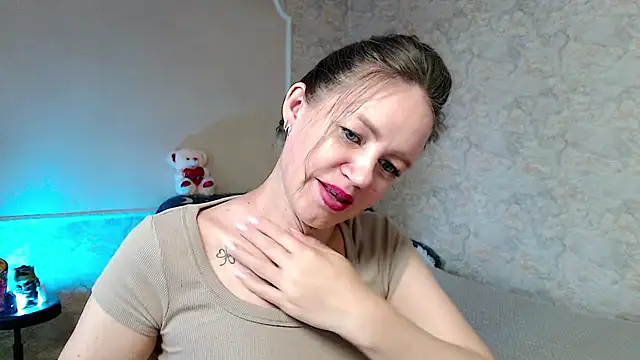 Fern Lust online show from June 26, 9:21 am
