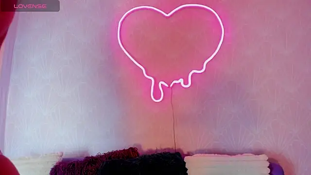 Marilyn Mulata online show from June 27, 6:58 pm