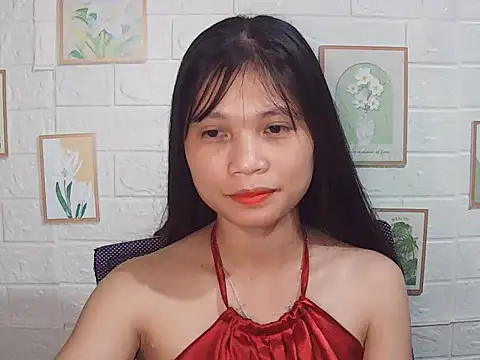 -Lucie-e online show from June 4, 3:49 pm