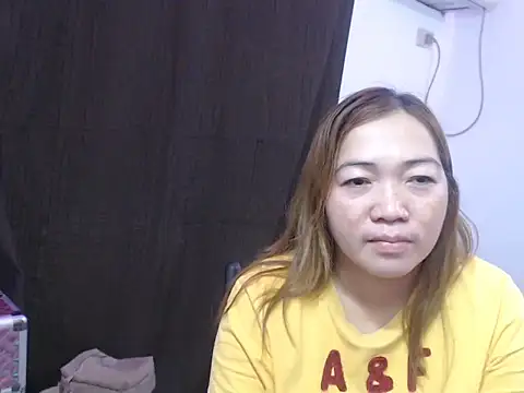 FinayNewestSensation online show from April 17, 5:42 am