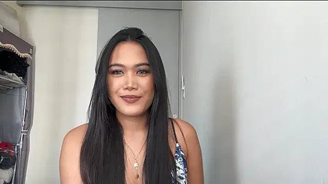 MaggieCahue online show from April 18, 5:21 am