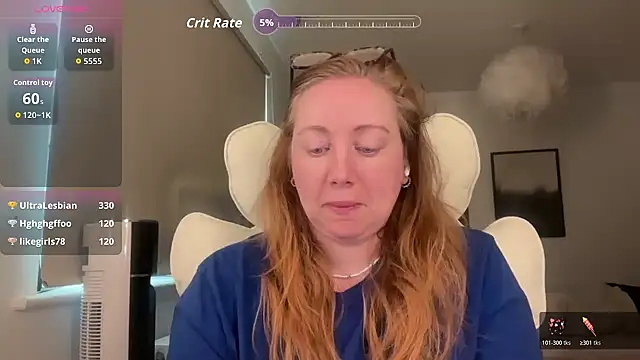 arielsweetieee online show from May 1, 5:21 am