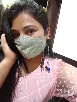 Alinna00 online show from April 19, 11:54 am