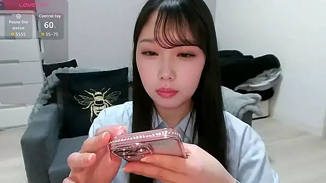 Minamina2 online show from April 24, 10:29 am