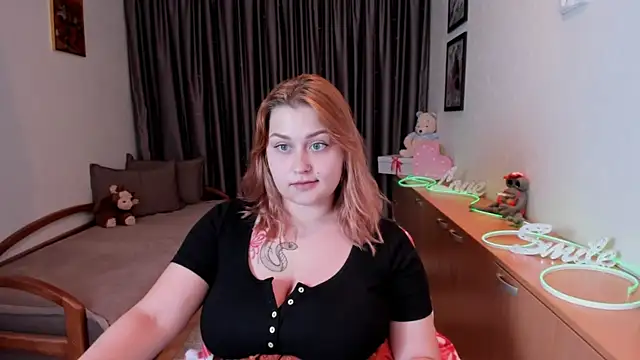 NoraLiin online show from June 24, 8:41 pm
