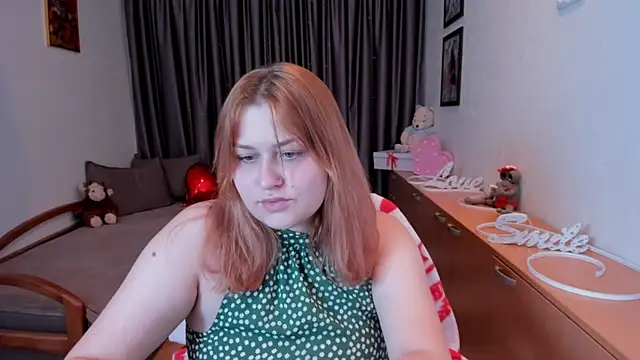 NoraLiin online show from June 19, 6:44 pm