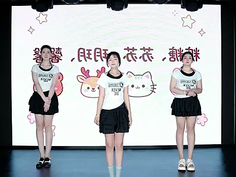 SXT0001 online show from April 18, 8:50 am