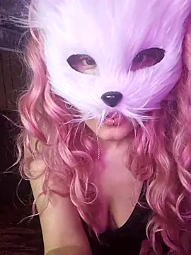 lilianroses online show from May 3, 9:29 pm