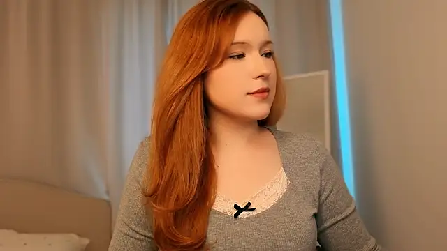 flaremoon online show from April 26, 1:42 pm