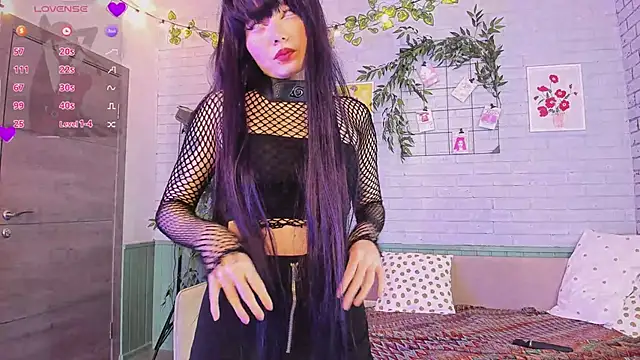 Tomie Kawakami online show from June 3, 2:07 pm