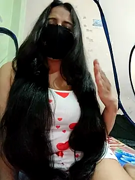 Priya 9945 online show from May 8, 4:43 pm