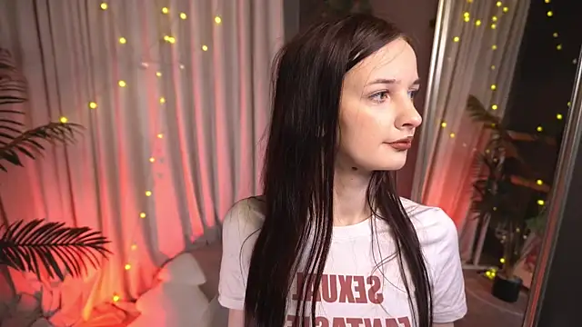 AliciaCore online show from April 28, 5:33 am