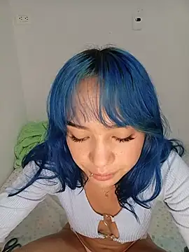 mistyyblue online show from June 14, 2:24 am