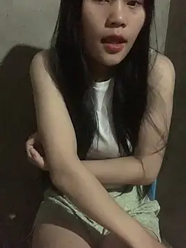KUKAMOSS online show from May 8, 10:11 pm